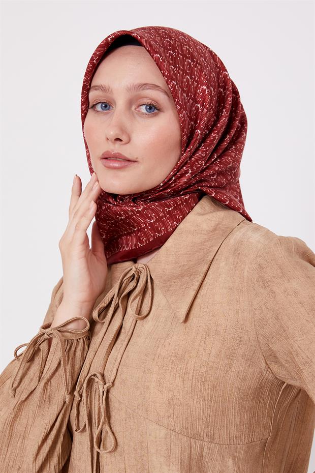 Bordo El Yazısı Desen Twill İpek Eşarp
