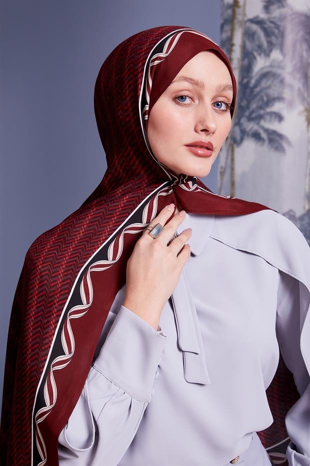 Bordo Labirent Desen Royal Şal