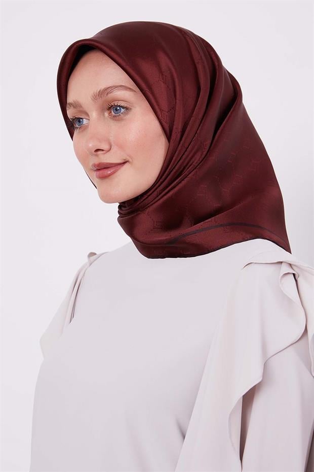 Bordo Petek Desen Monogram İpek Eşarp