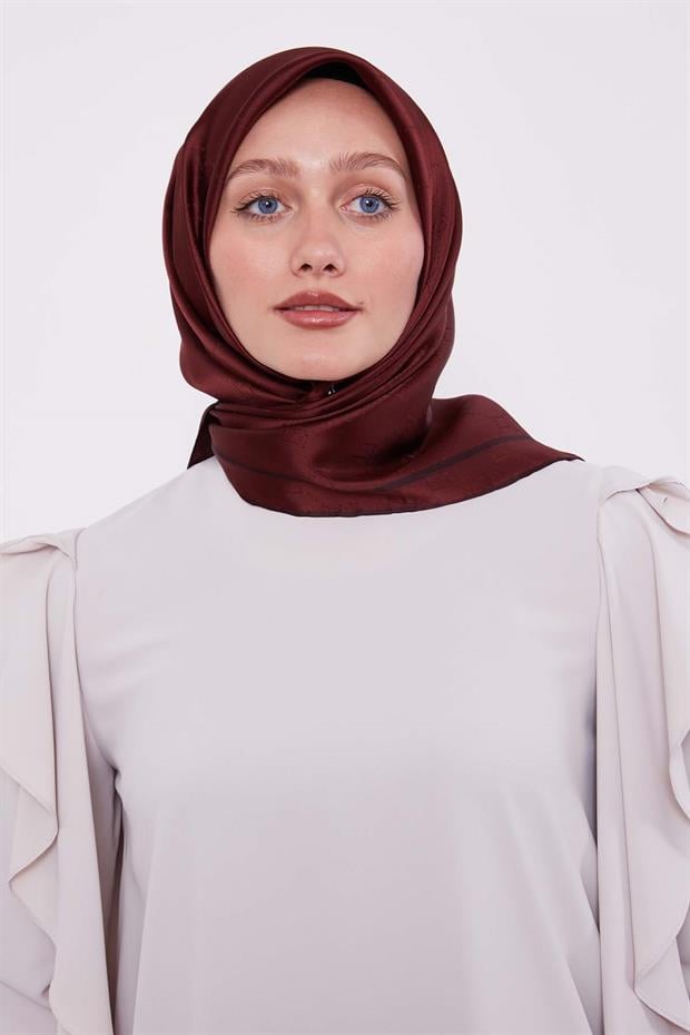 Bordo Petek Desen Monogram İpek Eşarp