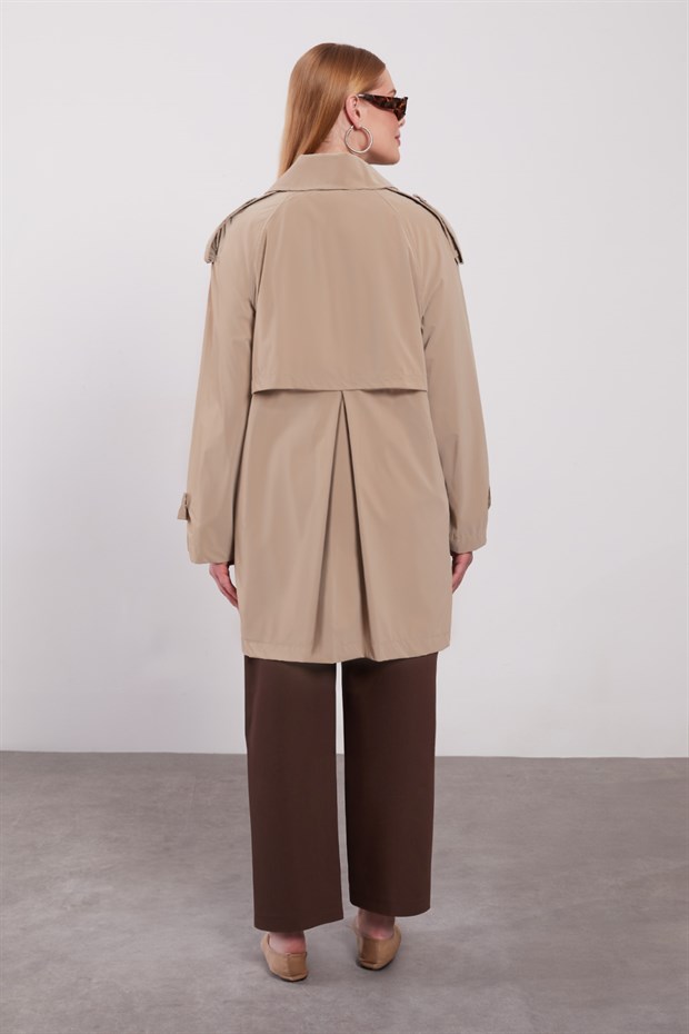 Camel Çıtçıt Kapamalı Kısa Trençkot