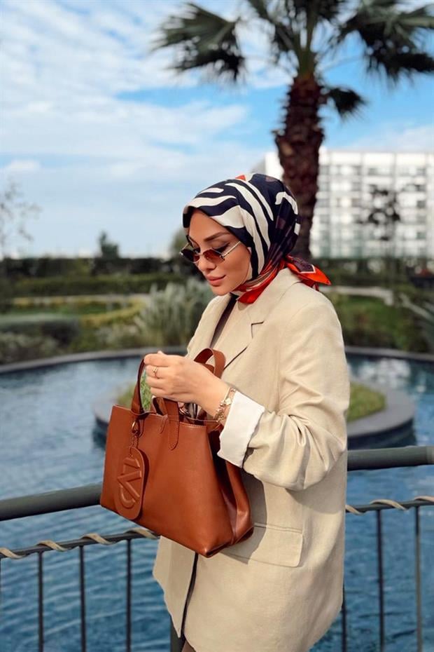 Camel Cüzdan Detaylı El Çantası