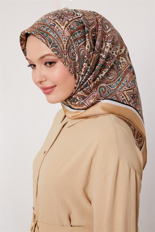 Camel Etnik Desen Twill İpek Eşarp