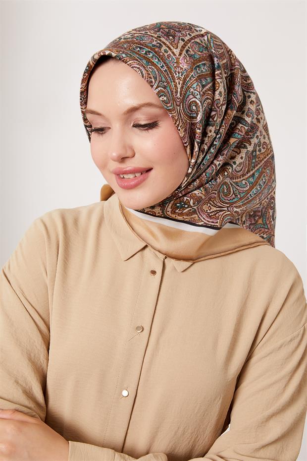 Camel Etnik Desen Twill İpek Eşarp