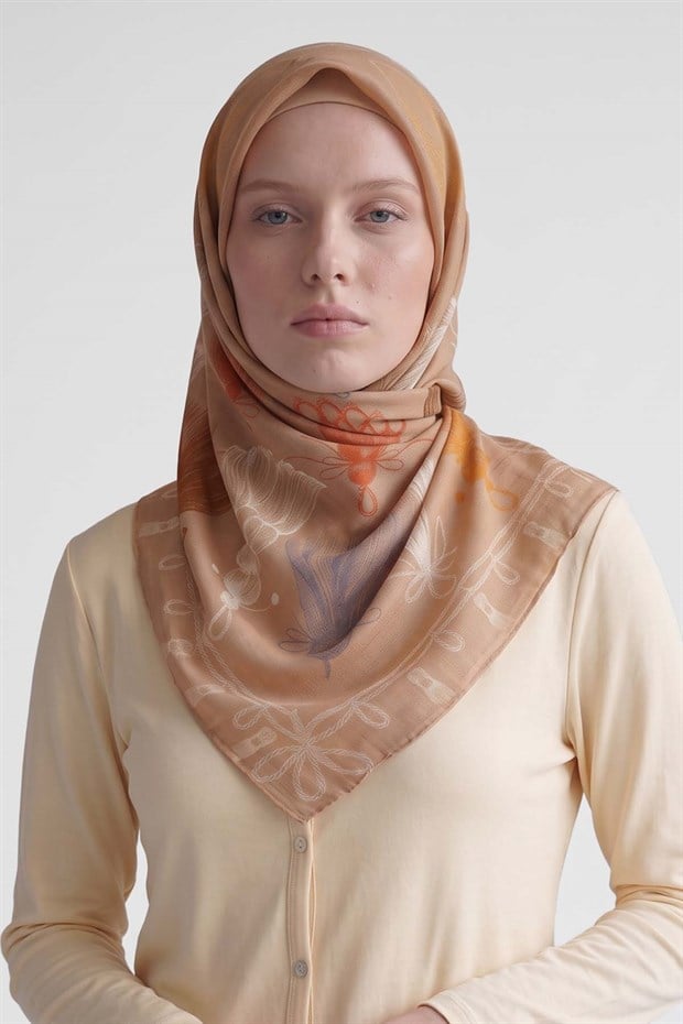 Camel Halat Desenli Marvella Eşarp