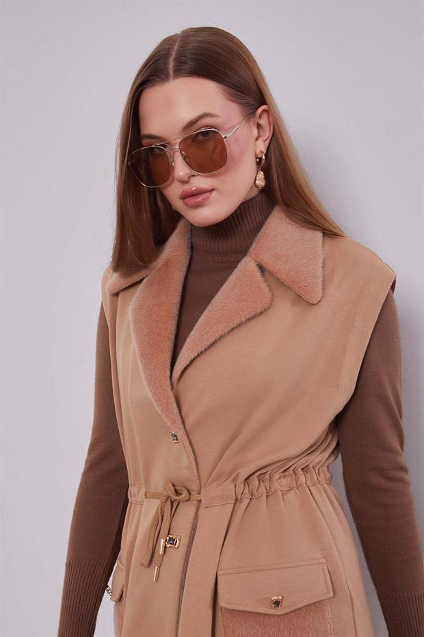 Camel Kürk Yaka Detaylı Yelek Takım