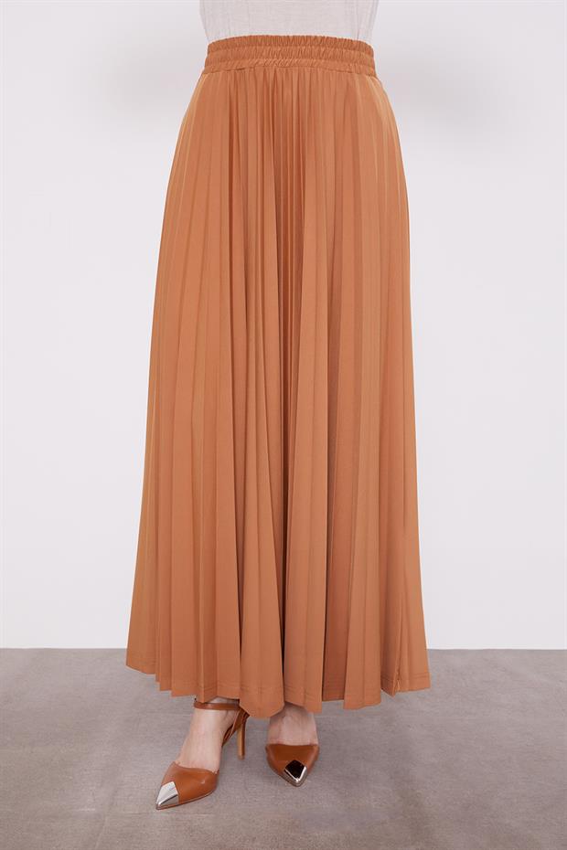 Camel Taş Yaka Detay Piliseli Etek Takım