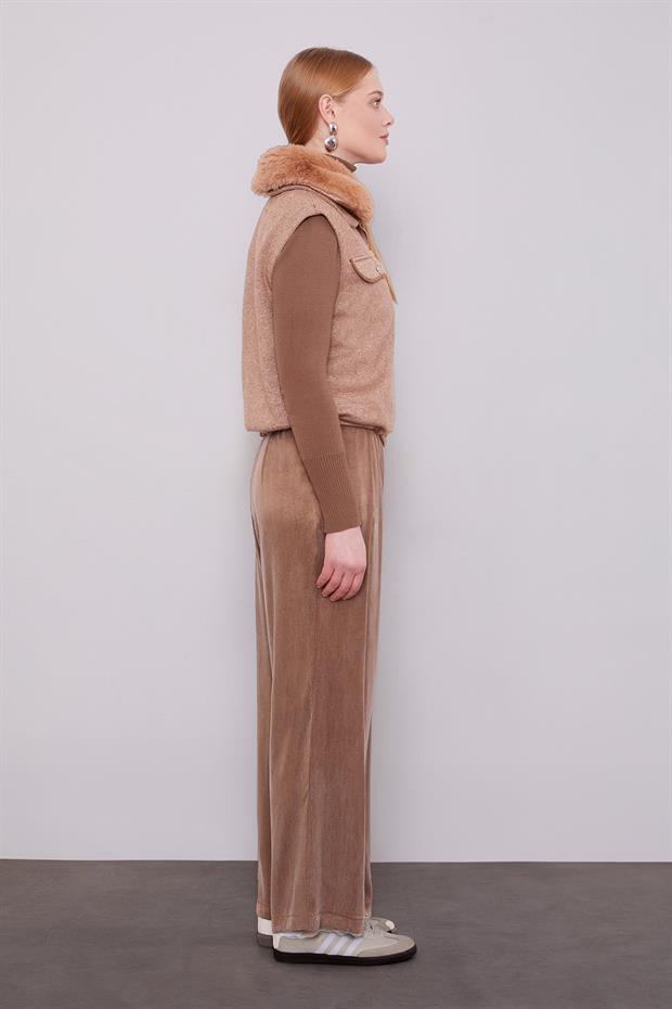 Camel Yakası Kürk Detaylı Kaşmir Yelek