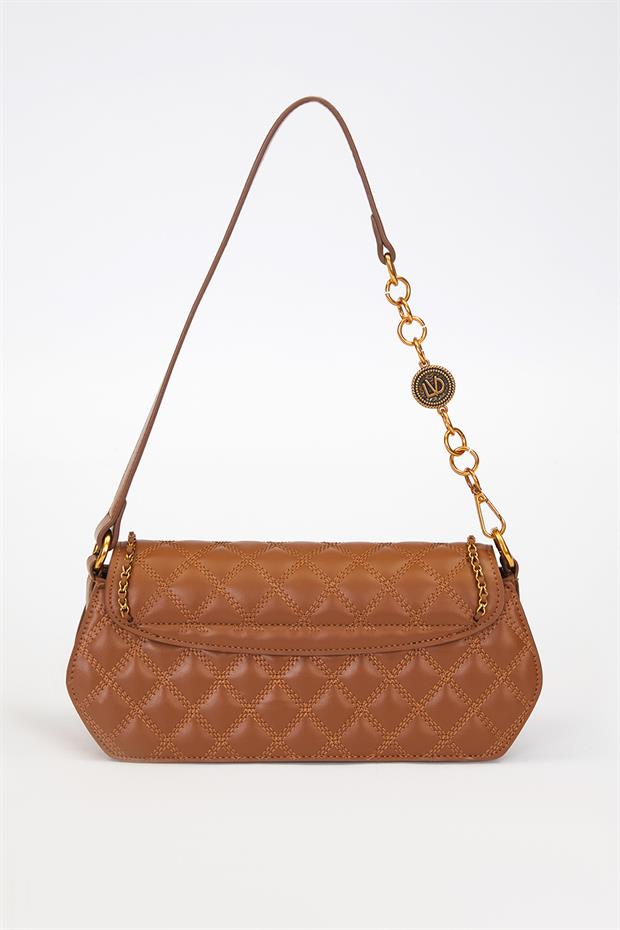 Camel Yelpaze Kilit Detay Çanta