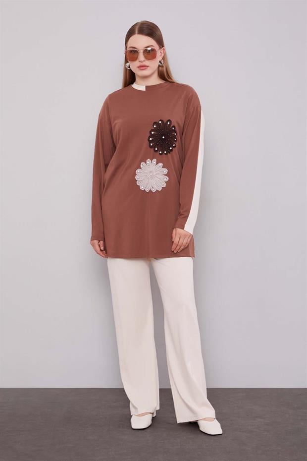 Çift Çiçek Motifli İkili Takım