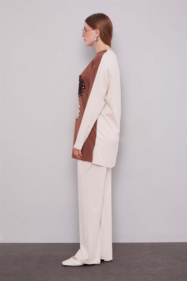 Çift Çiçek Motifli İkili Takım