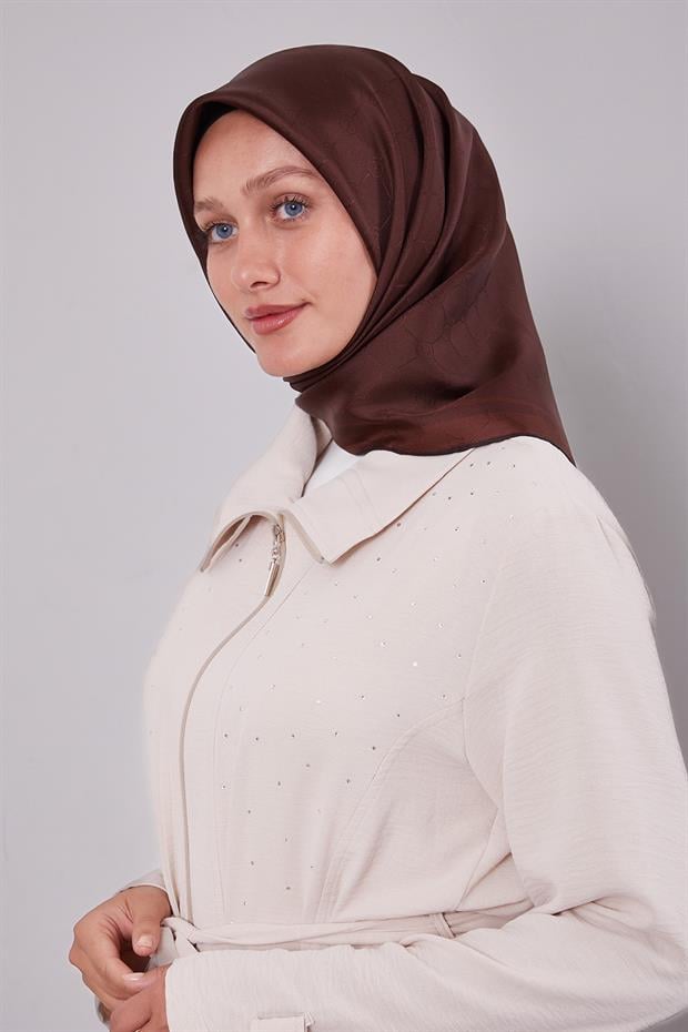 Çikolata Kahve Kenar Şeritli Monogram İpek Eşarp