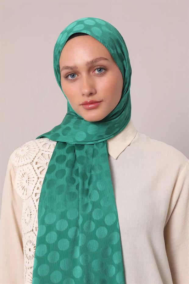 Çimen Yeşili Benek Desenli Jakar Capri Şal