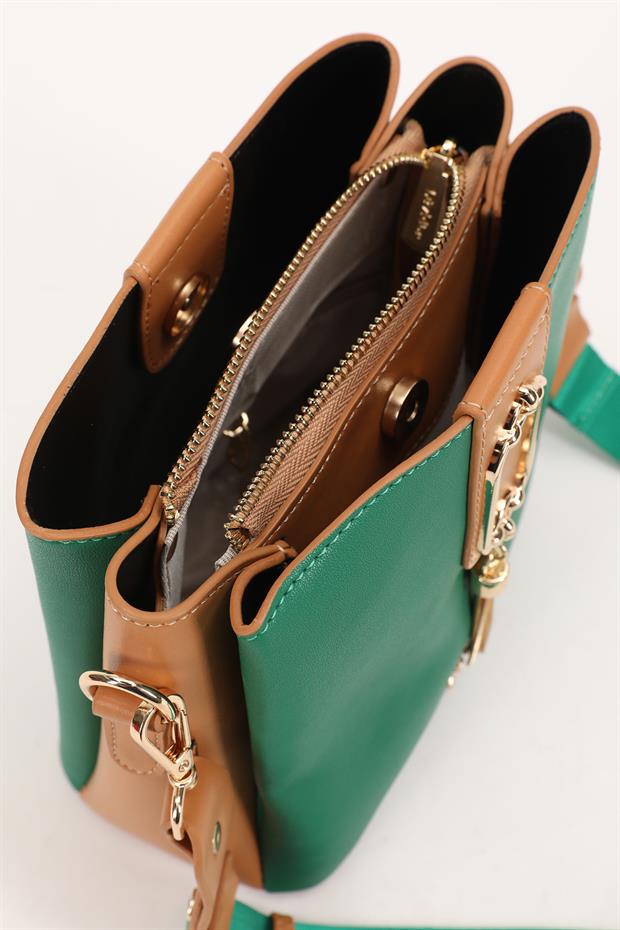 Çimen Yeşili - Camel Metal Püskül Detay Omuz Çantası