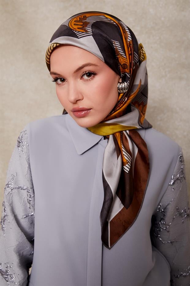 Çimen Yeşili Karışık Desen Twill İpek Eşarp