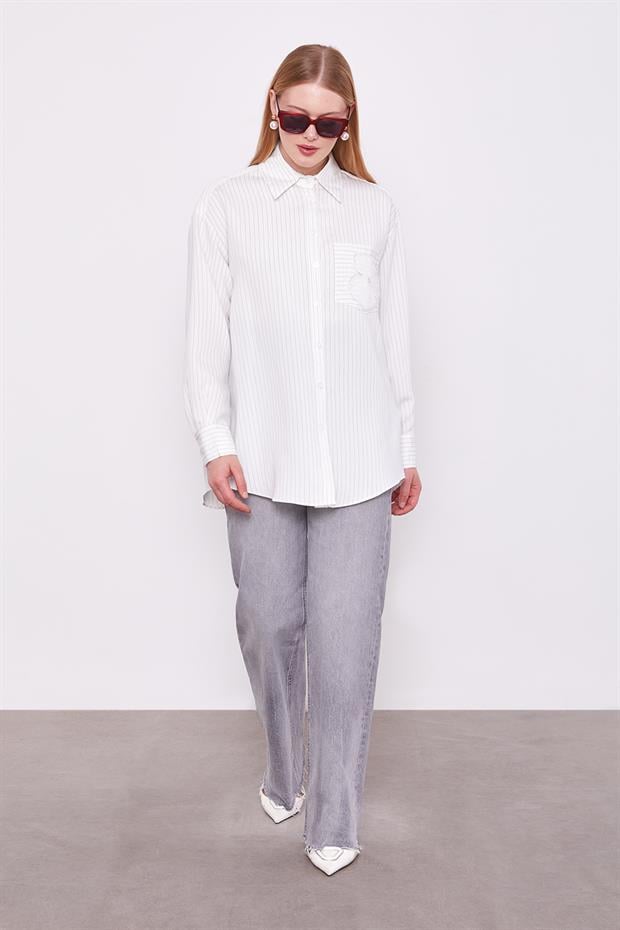 Ekru Cebi Çiçek İşleme Detaylı Gömlek