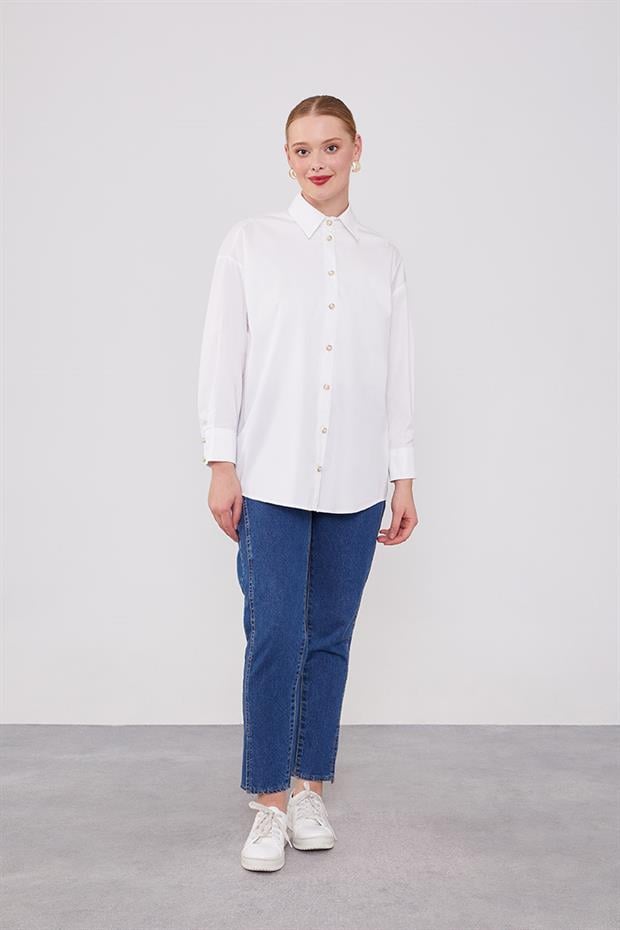 Ekru Düğme Detaylı Gömlek