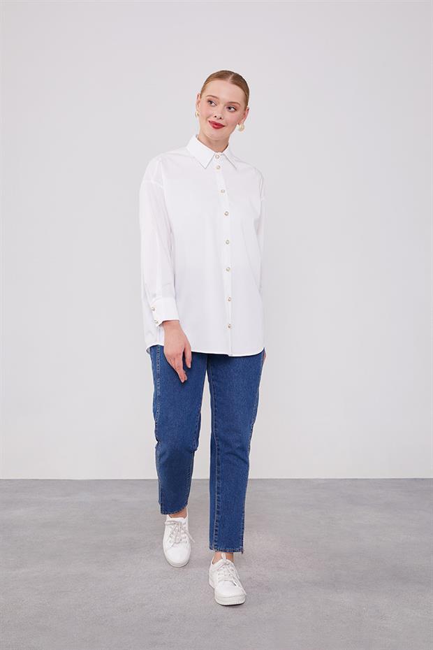 Ekru Düğme Detaylı Gömlek