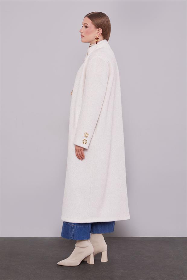 Ekru Gold Aksesuar Detaylı Kürk Kaban