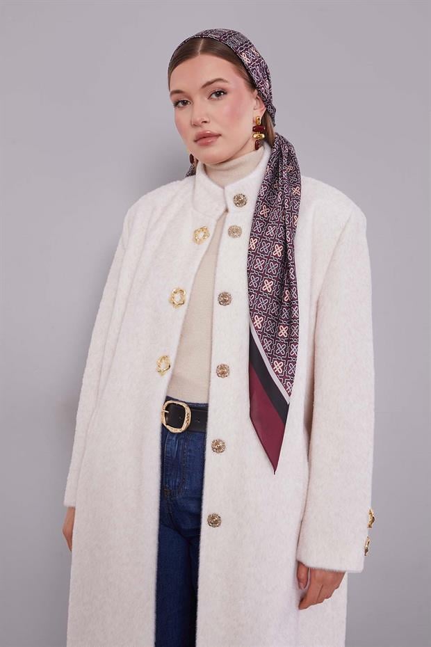 Ekru Gold Aksesuar Detaylı Kürk Kaban