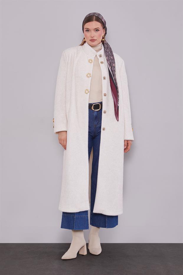 Ekru Gold Aksesuar Detaylı Kürk Kaban