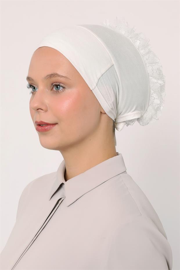 Ekru Silikonlu Dikişsiz Fırfırlı Bone