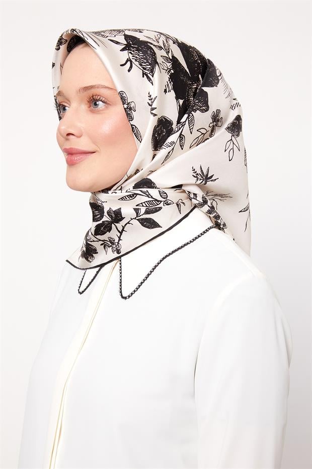 Ekru Soyut Gül Desen Twill İpek Eşarp