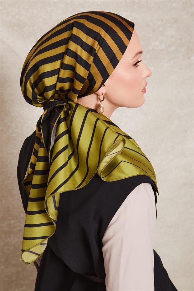 Fıstık Yeşili Şerit Desenli Twill İpek Eşarp