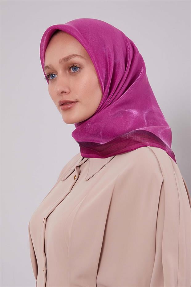 Fuşya Kehribar Eşarp