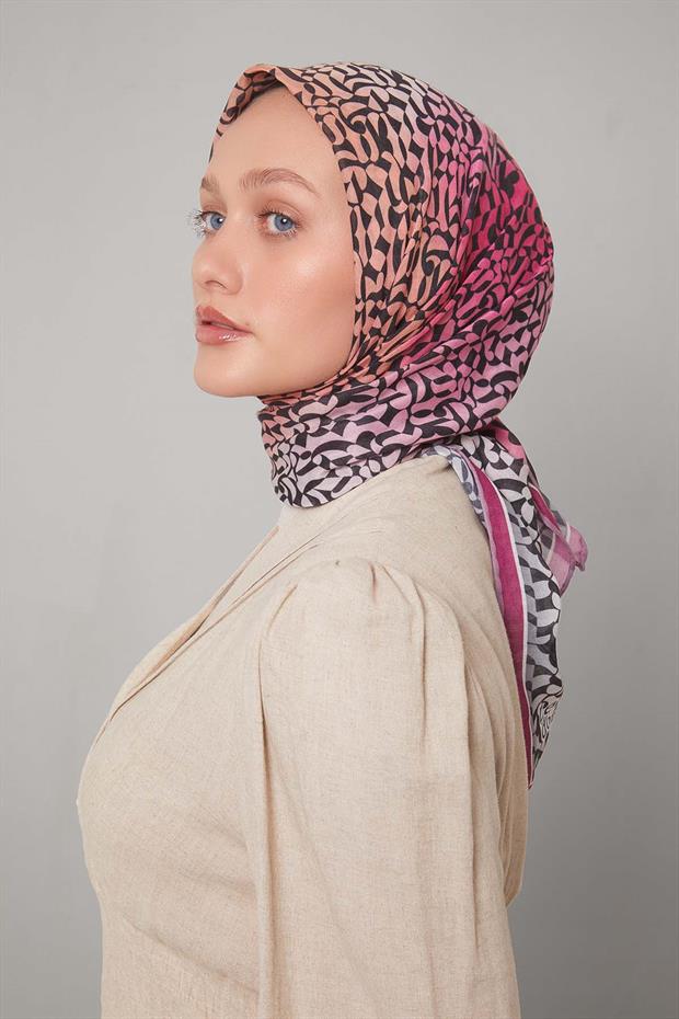 Fuşya Renk Geçişli Desen Soft Eşarp