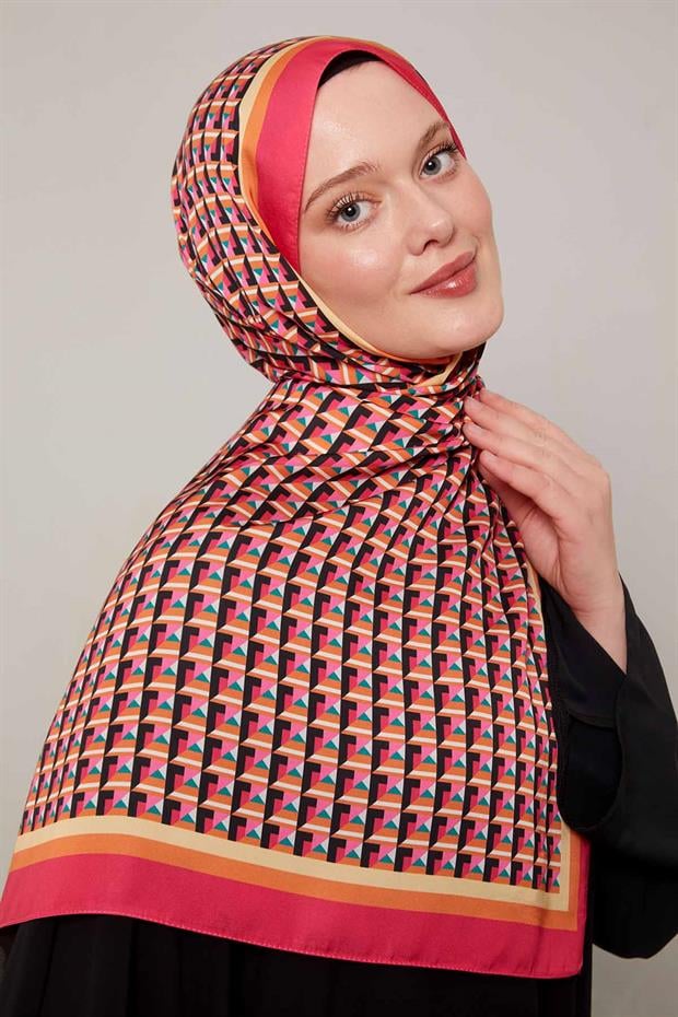 Fuşya Üç Boyut Desen Club Şal