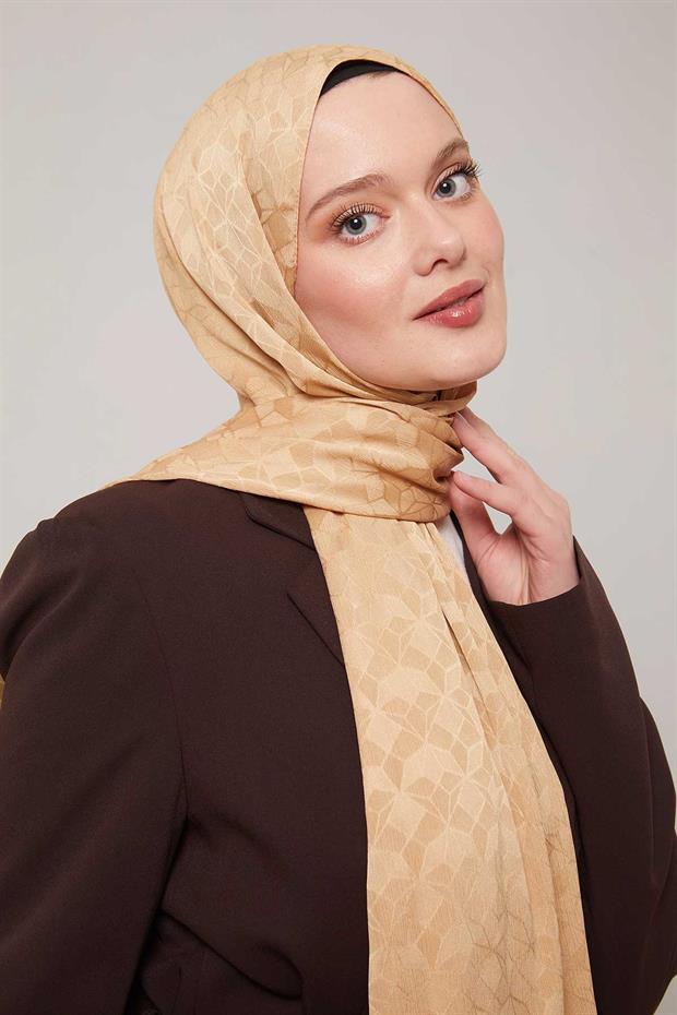 Gold Kristal Desen Jakar Capri Şal