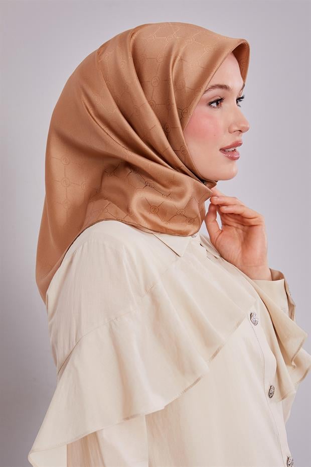 Gold L Desen Monogram İpek Eşarp