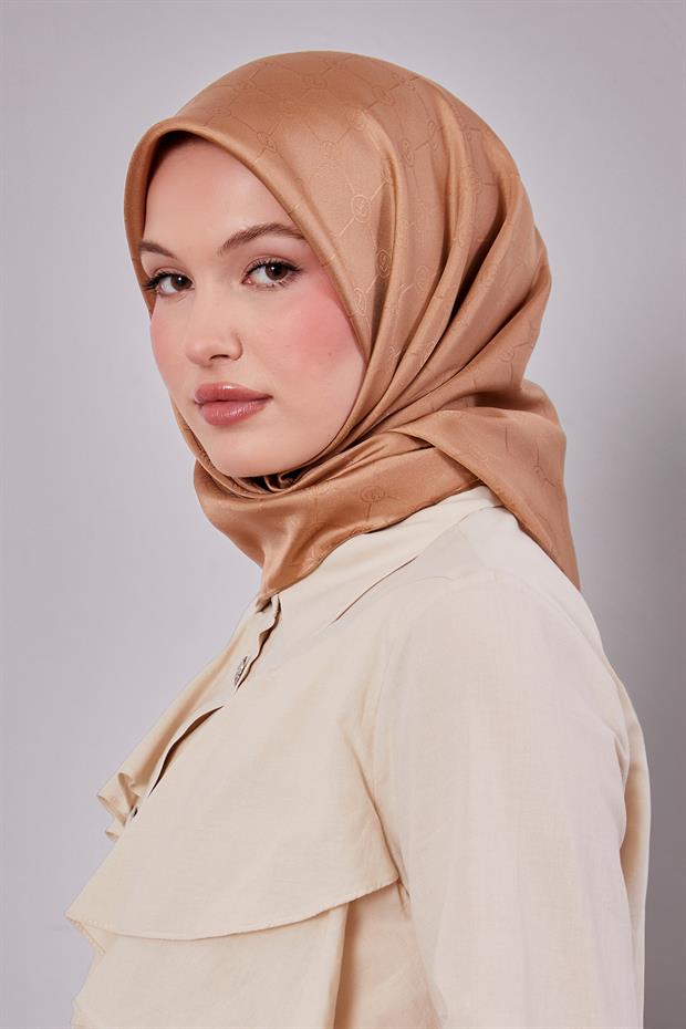 Gold L Desen Monogram İpek Eşarp