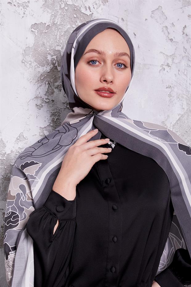Gri Çiçek Desen Royal Şal