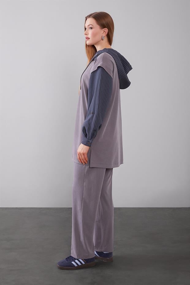 Gri Çizgi Detaylı Kapüşonlu İkili Takım