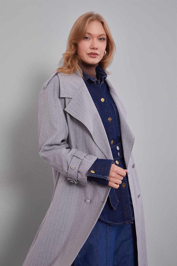 Gri Çizgili Desen Kuşak Kapamalı Trençkot