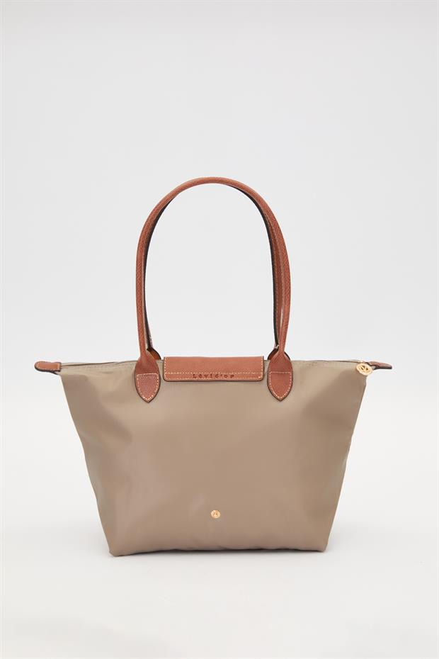 Gri Deri Kapaklı Uzun Askılı Omuz Çantası