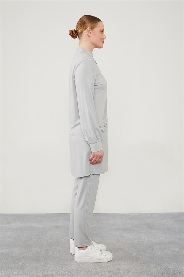 Gri Hakim Yaka Düğme Kapamalı Penye Spor Takım