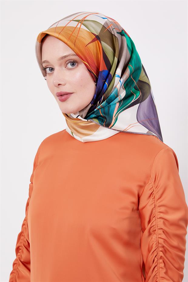 Gri İnce Yaprak Desen Twill İpek Eşarp