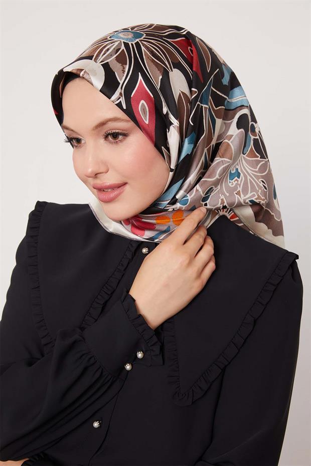 Gri Karışık Çiçek Desen Twill İpek Eşarp