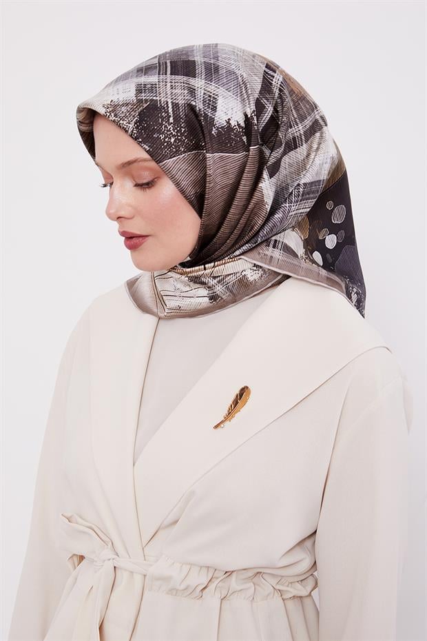 Gri İnce Çizgi Desen Twill İpek Eşarp