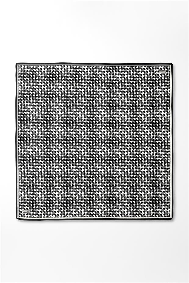 Gri Kazayağı Desen Twill İpek Eşarp