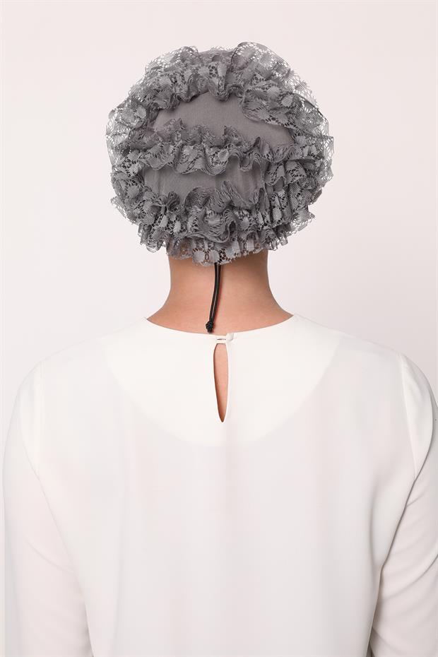 Gri Klipsli Silikonlu Dikişsiz Fırfır Bone