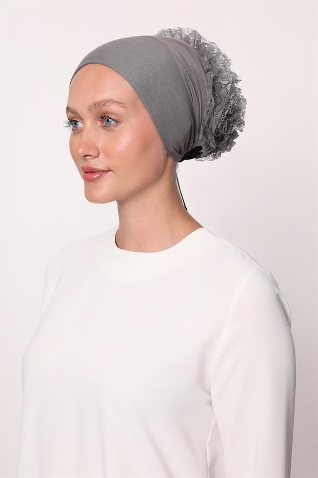 Gri Klipsli Silikonlu Dikişsiz Fırfır Bone