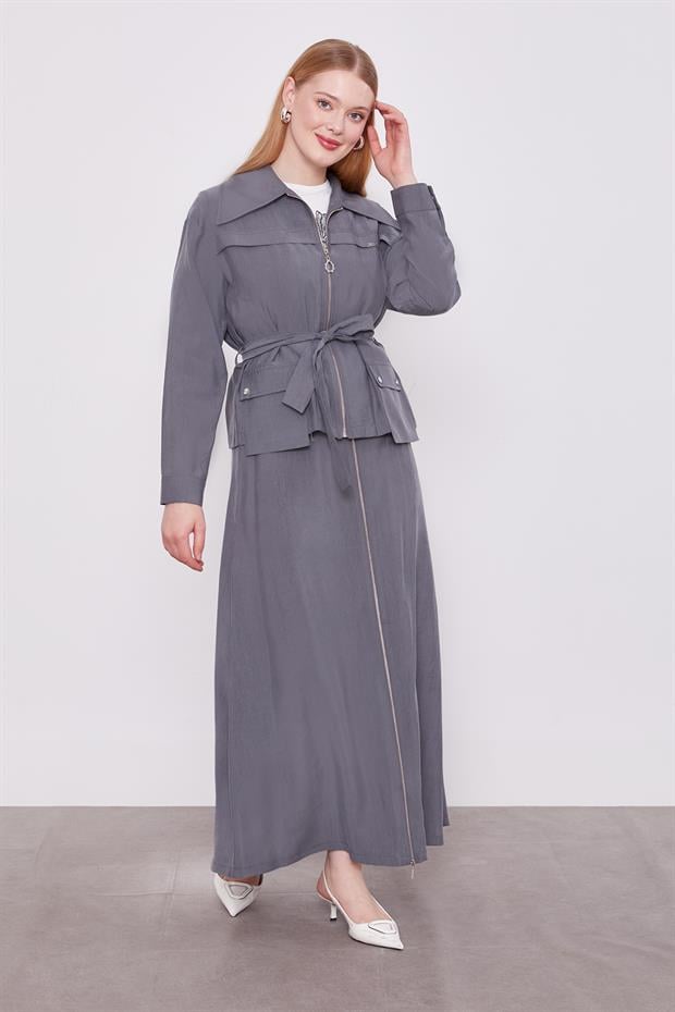 Gri Kuşak Detaylı Etek Takım