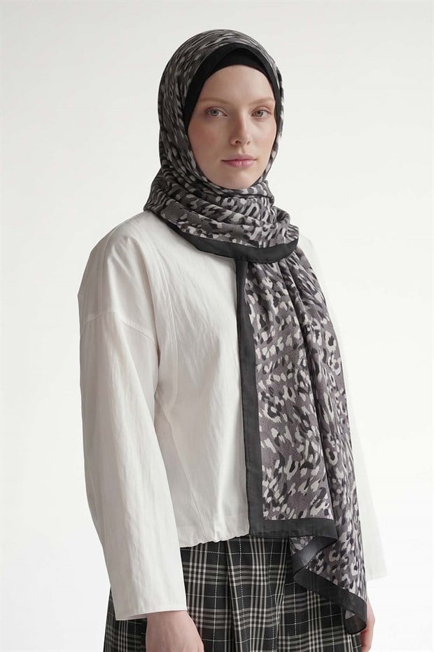 Gri Leopar Dokulu Sport Şal