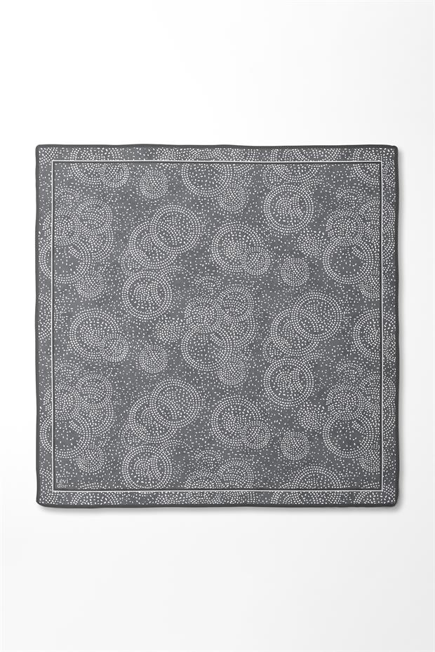 Gri Noktalı Daireler Bask. Twill İpek Eşarp