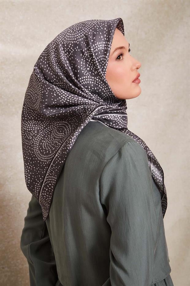 Gri Noktalı Daireler Bask. Twill İpek Eşarp