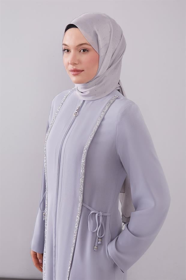 Gri Yanları İp Bağlamalı Taş İşlemeli Ferace